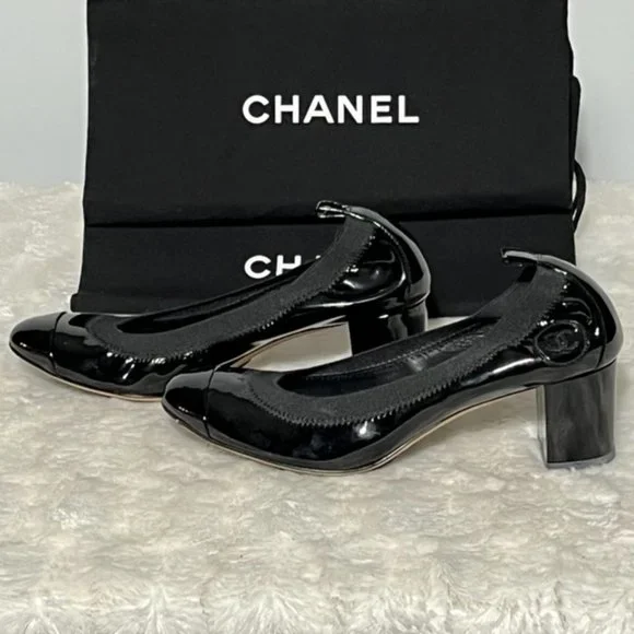 CHANEL Black Patent Leather CC Scrunch Block Heel Pumps EU Size 36, US Size 6 - Picture 3 of 15